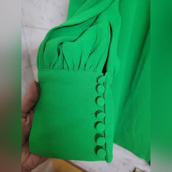 🌷H&M Dress🌷 - Picture 3 of 8